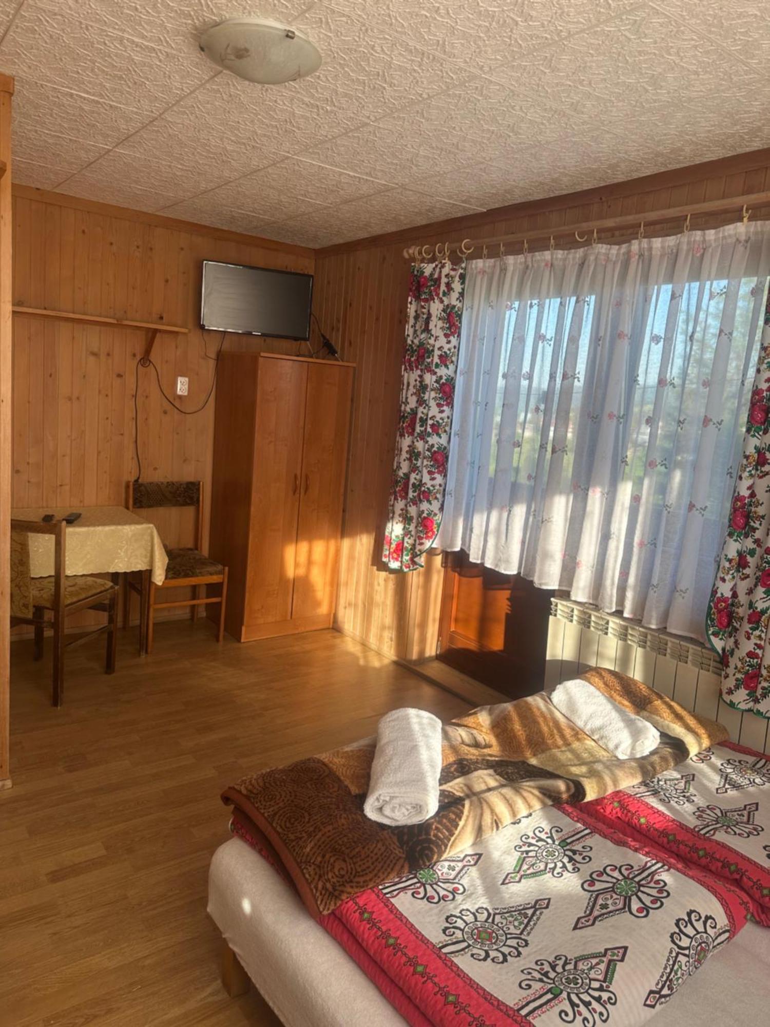 Pokoje Goscinne U Zofii Bukowina Tatrzanska Bagian luar foto